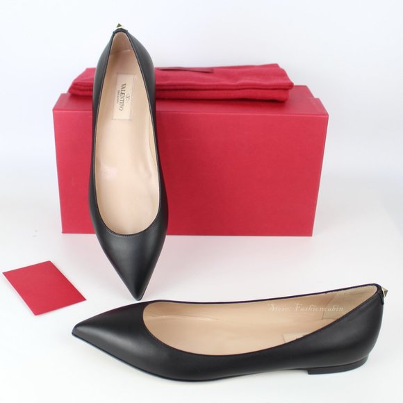 Valentino Garavani Shoes - NEW Valentino Garavani One Rockstud Ballet Flats
